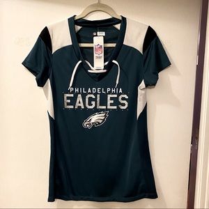 NWT Woman’s NFL Eagles fitted jersey